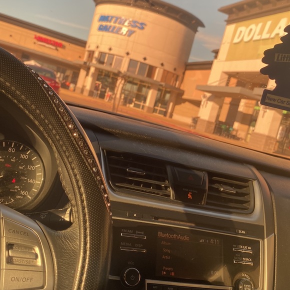 Burberry Sunglasses - Picture 5 of 5